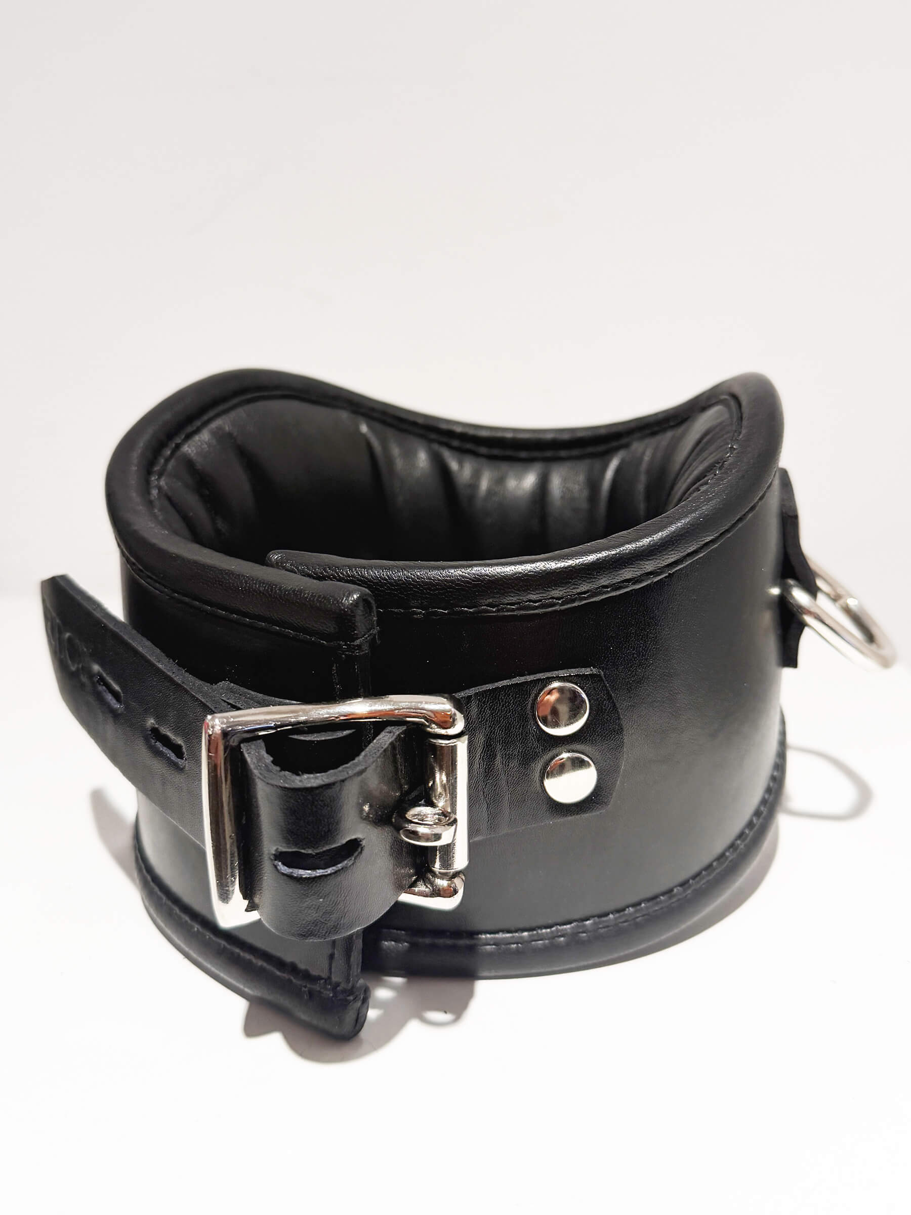 Leder Halskorsage