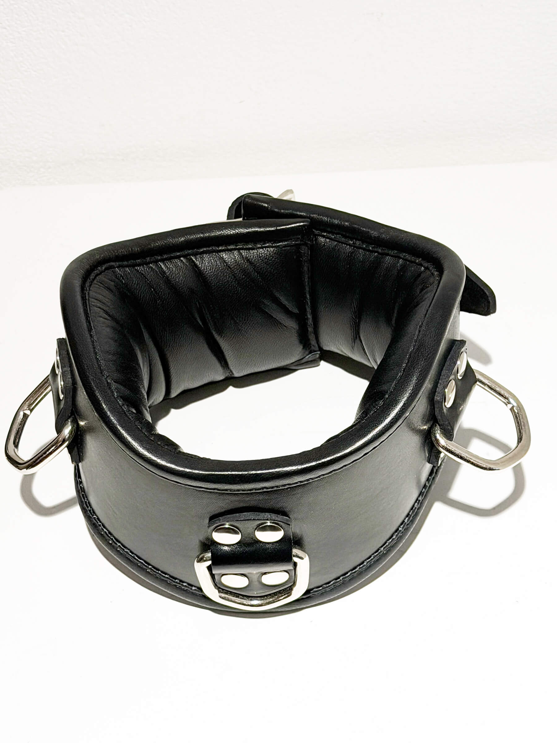 Leder Halskorsage
