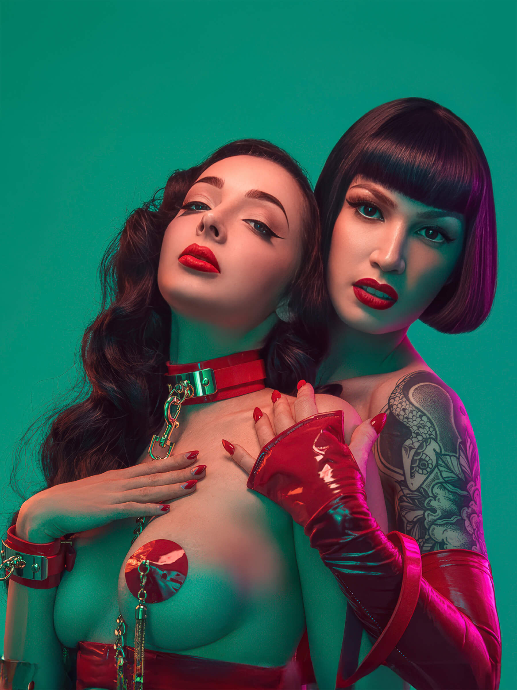 VEGAS – Hochglanz-Halsband mit O-Ring & Leine