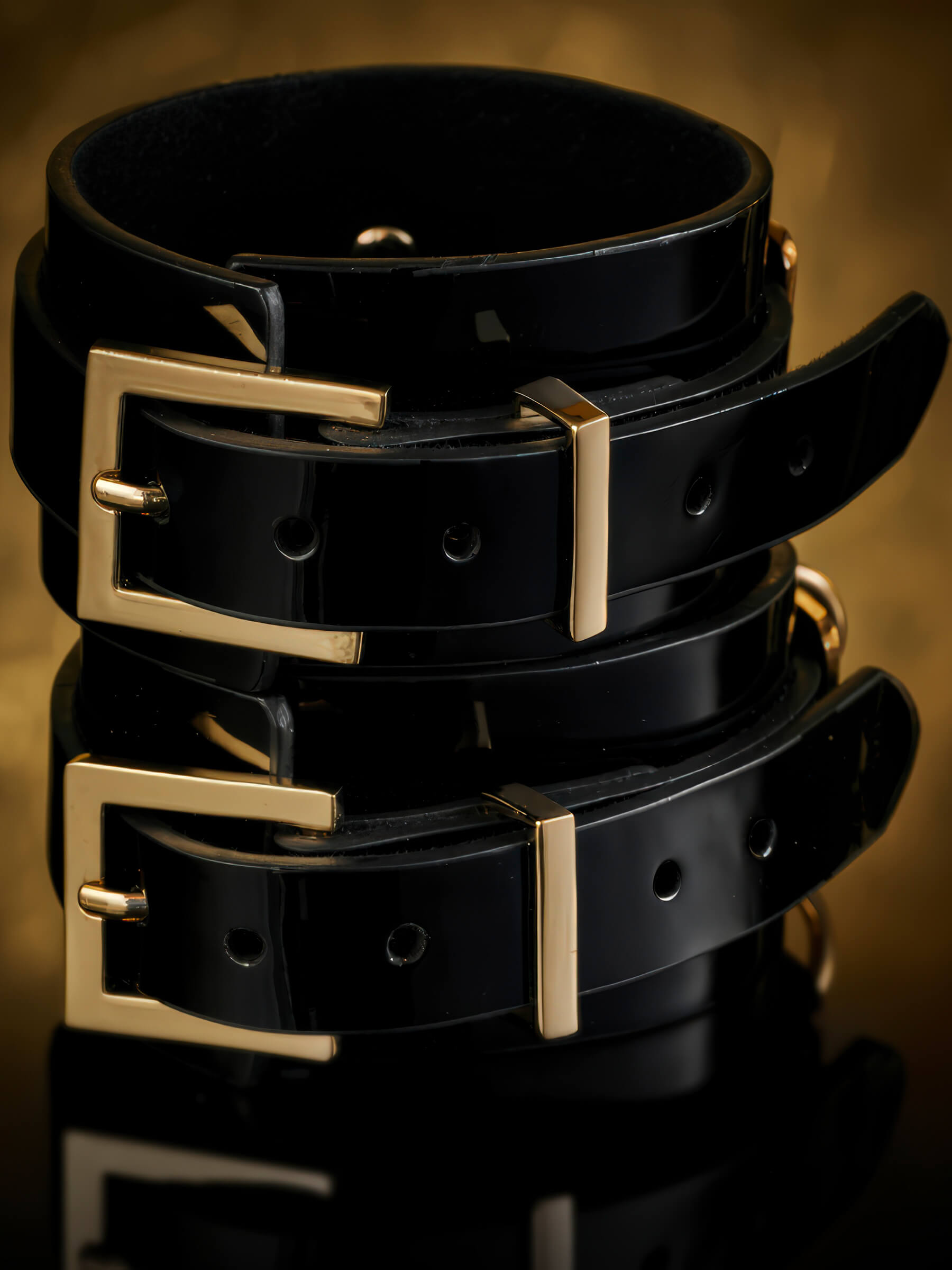 VEGAS – Faux Leather Ankle Cuffs