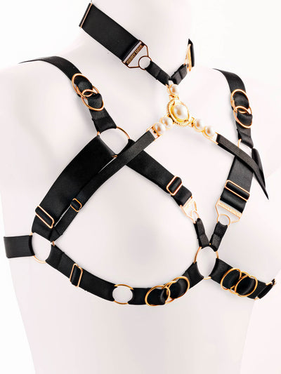 FAUSTINA I – Cupless Triangle Bra / Cross Over