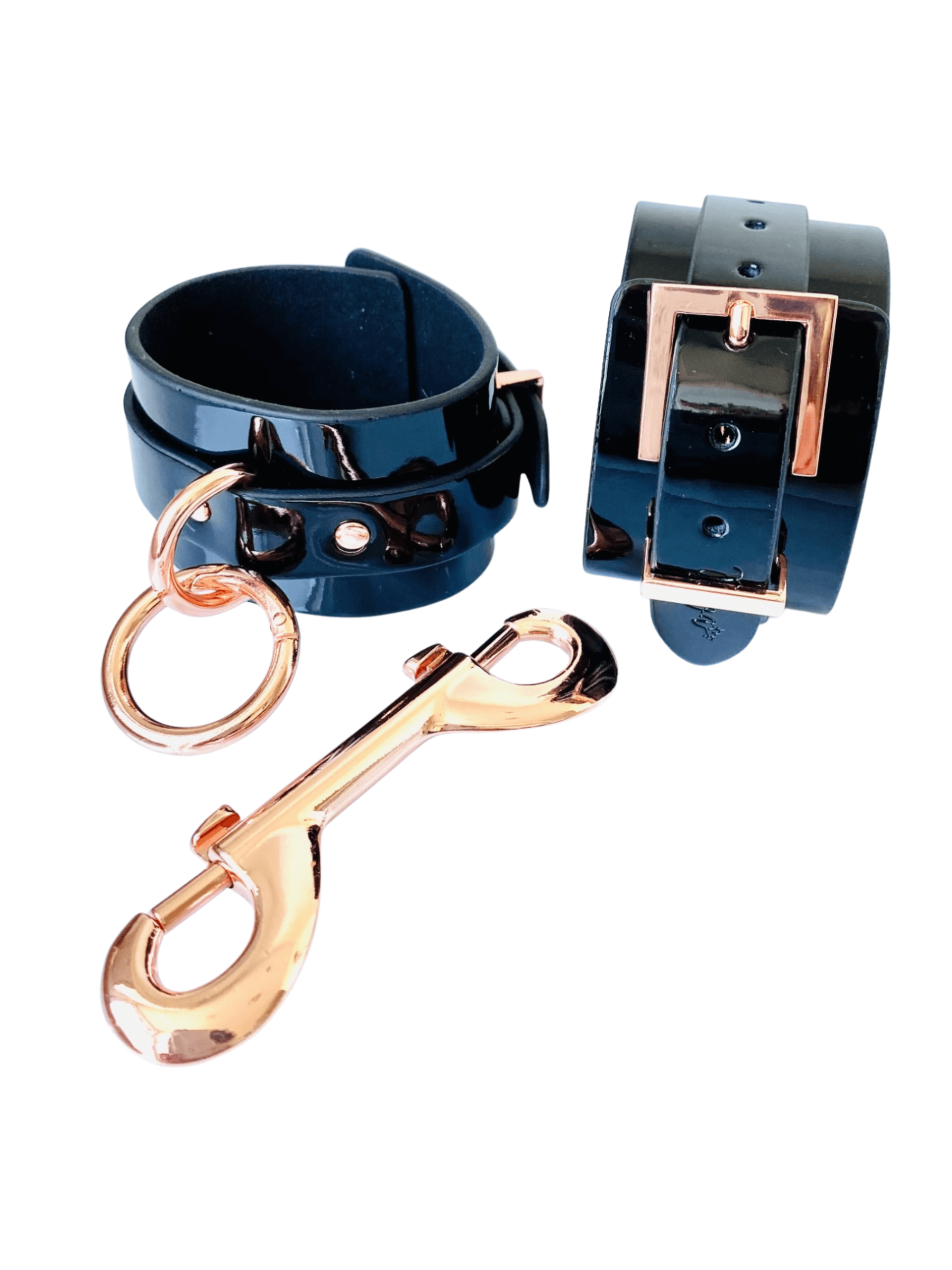 High-gloss ankle cuffs