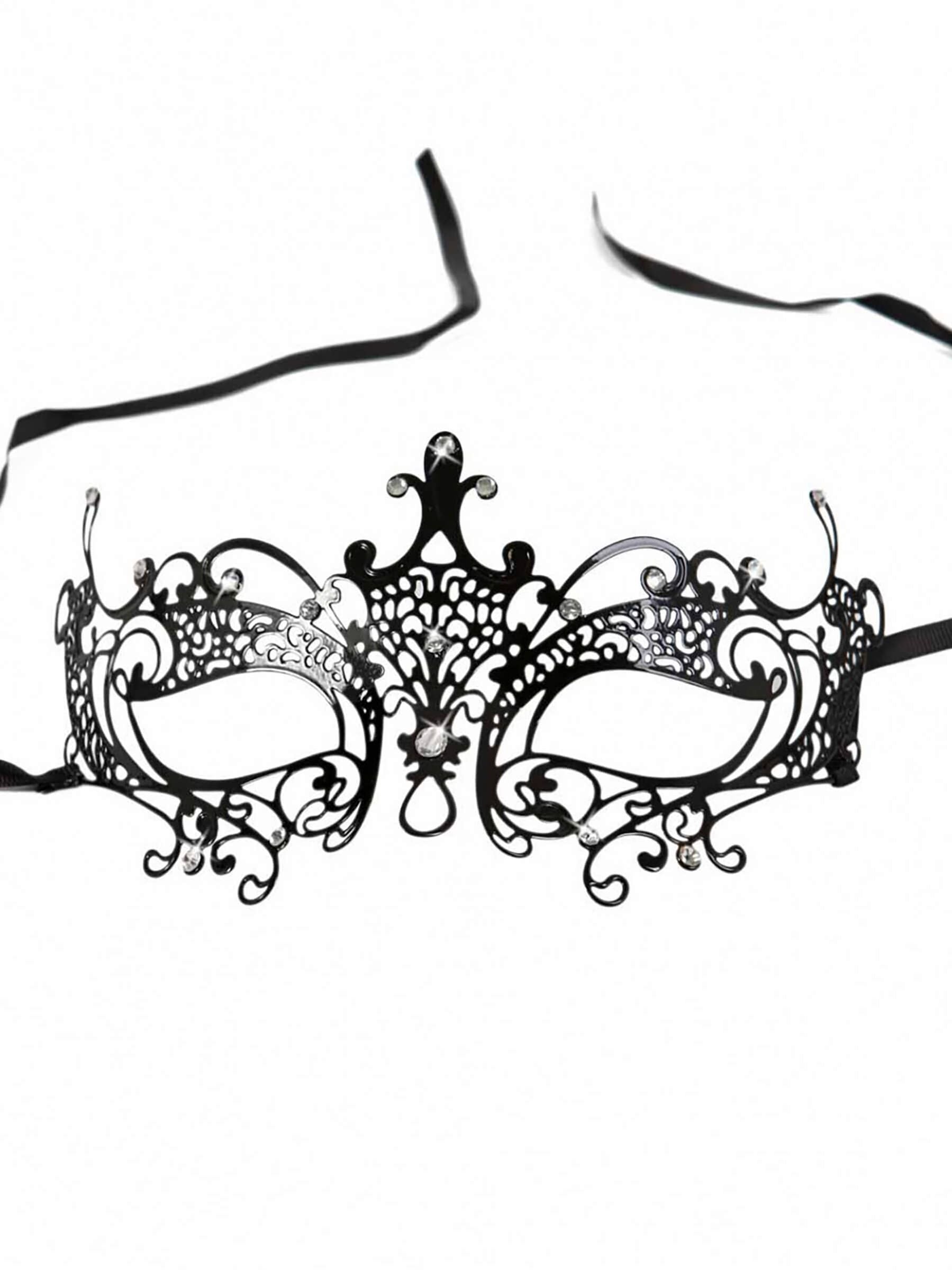 Elegante Maske aus Metall