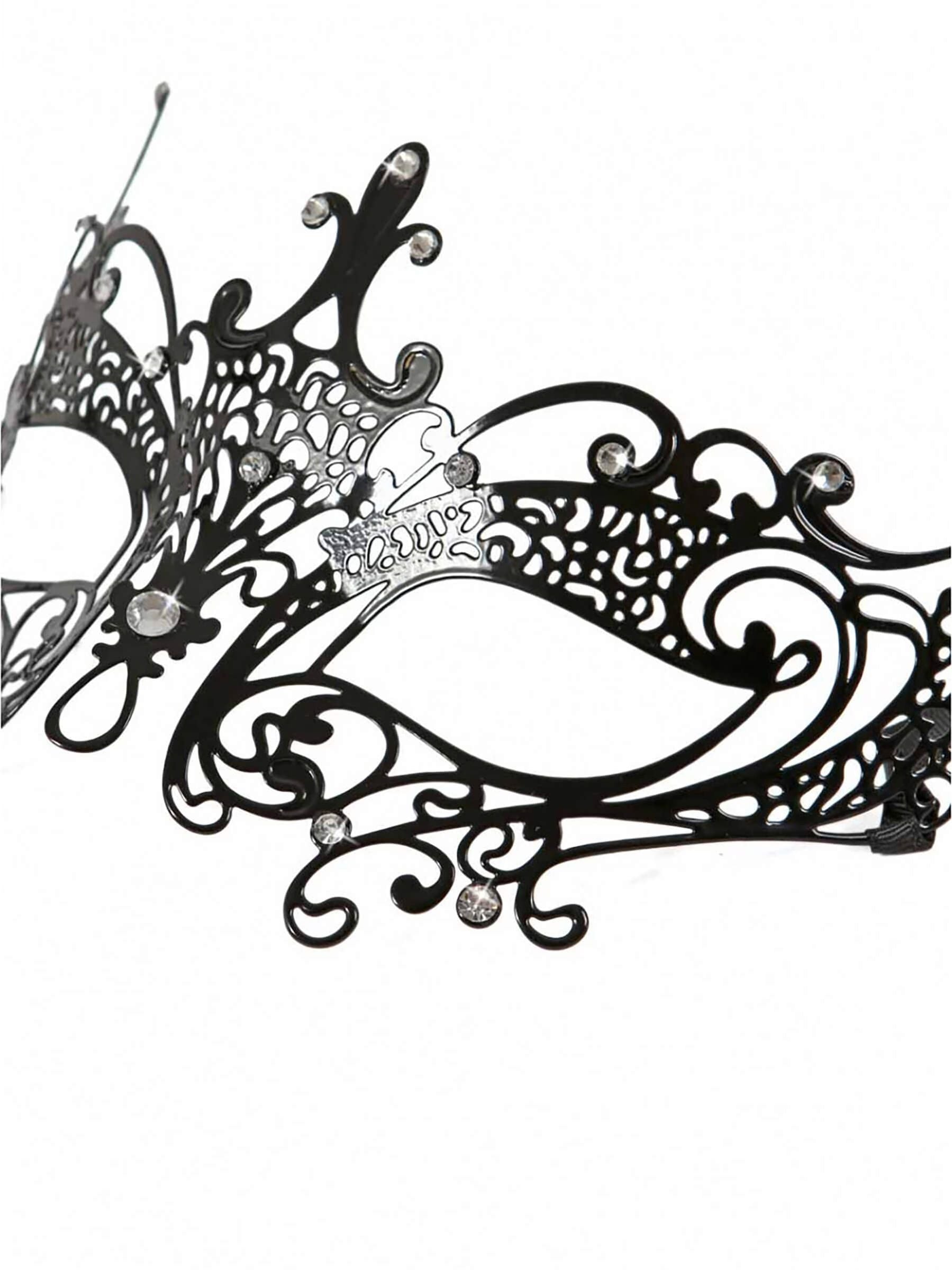 Elegante Maske aus Metall