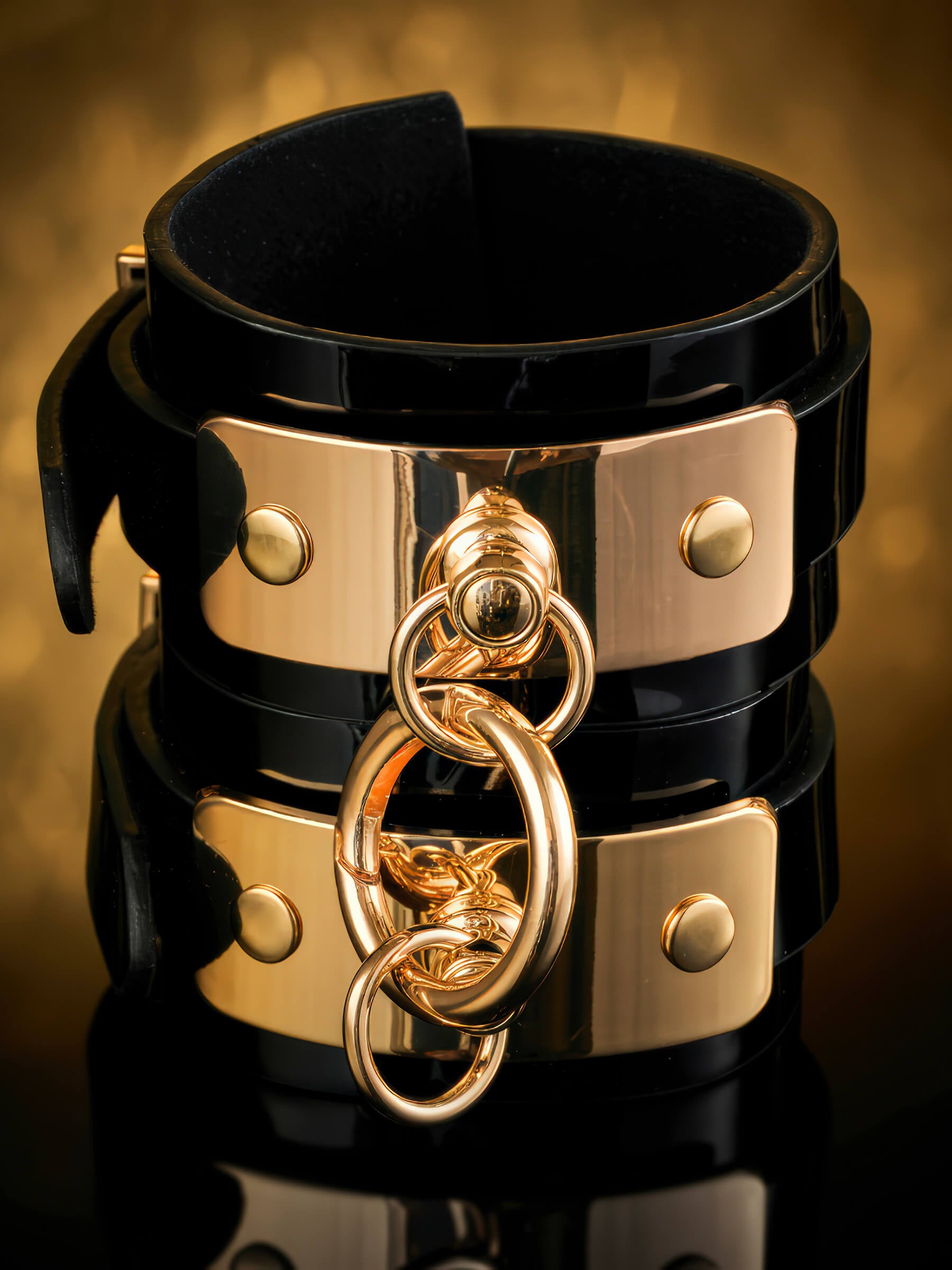 VEGAS – High-gloss handcuffs