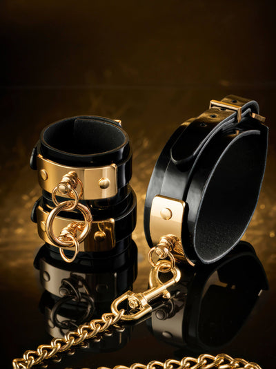 VEGAS – Hochglanz-Fussfesseln