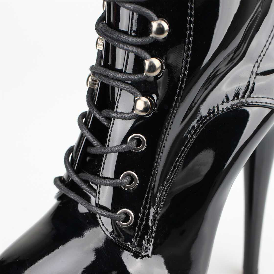 Black patent leather boots, black