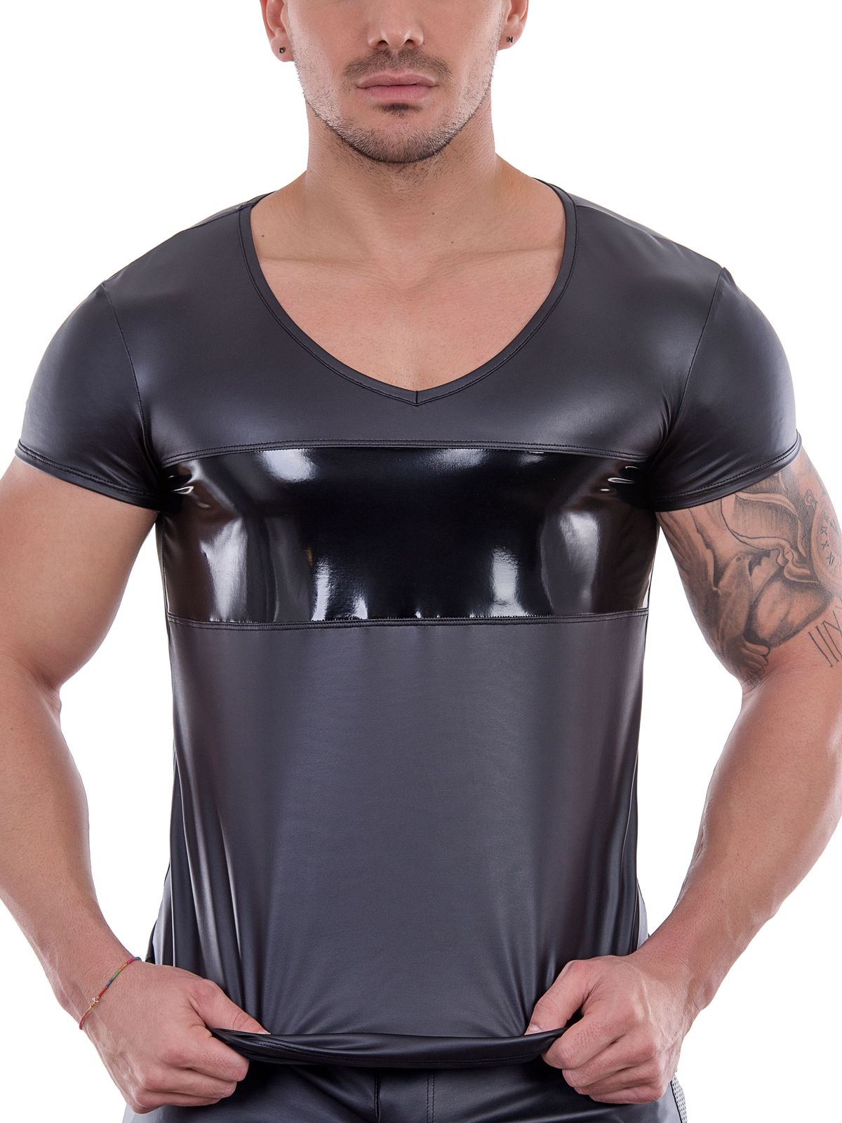 wetlook tshirt, kunstledershirt, wetlookhemd, schwarzes ledershirt, tshirt, ledershirt, kunsterleder Tshirt, Tshirt aus Kunstleder, kunstleder, wetlook tshirt, schwarzes leder tshirt, tshirt